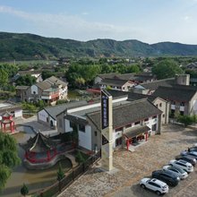 崆峒山康养酒店