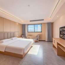逸家酒店(北海艺术学院上海路店)