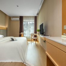 蔚来旅居酒店(丽江古城大水车店)