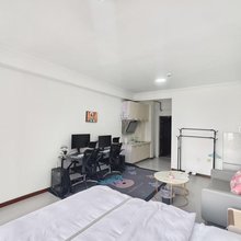 童话树屋民宿(三台子万象汇店)