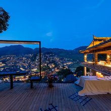 上村里·上谷(西江千户苗寨景区观景台猪圈咖啡店)