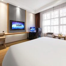 亦爱·电竞酒店(恩施施南古城店)