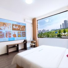 万豪影音酒店(成都西南石油大学店)