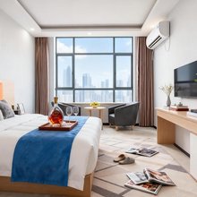 金卓盛世WONDERFULLYMOMENTS酒店(惠州大湖溪水口文化体育中心店)