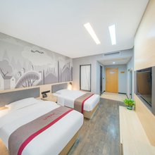 尚客优精选酒店(枣庄振兴路吉品街店)