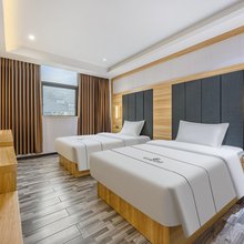 城市精品公寓(远景路乐嘉路地铁站店)