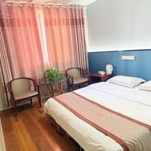 上合精品快捷酒店(南阳火车站新华城市广场店)