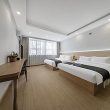 三衢一号客栈(衢州机场店)