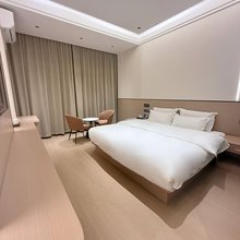 易门豪晨酒店