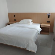 永达红星民宿(羊驼小镇店)