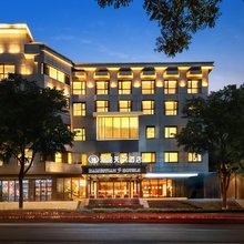 海锦天·酒店(武威南城门楼万达广场店)