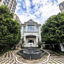 微澜映月酒店(西昌万达广场·邛海17度店)