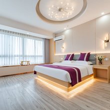 一路同行·精选酒店(合肥长江西路桂庄地铁站店)