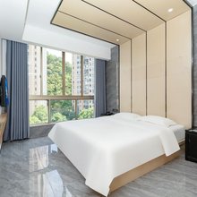 和美假日酒店(浏阳河广场店)