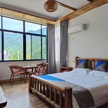 世春农家乐