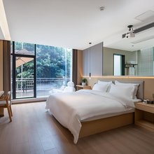 宜宾蓝枫酒店(五粮液生态园宜宾学院店)
