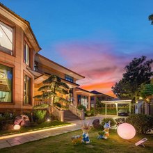 泰纳园·新中式传承·HolidayVilla民宿(泼水广场江边夜市店)