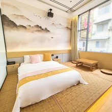 眉山滨江智能酒店(彭祖广场店)
