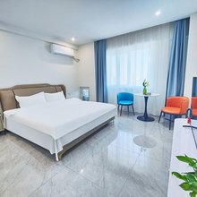 会展小筑民宿(长江路分店)