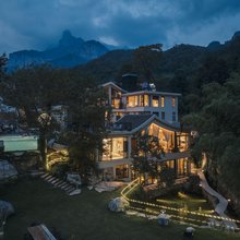 水泉映月民宿(辉县八里沟店)