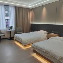 央恰舒酒店(德钦奔子栏店)