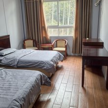 西山镇田园宾馆
