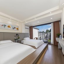 桂林阳朔艾米酒店(西街漓江店)