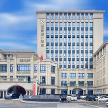 丽呈睿轩酒店(灵石新建东街店)