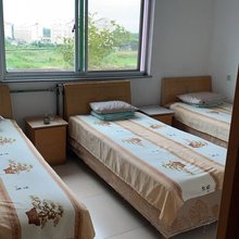 日玲旅馆
