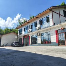 蜀南竹海大石包山庄