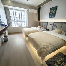 六盘水岚朵公寓(职业技术学院店)