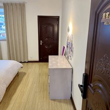 宏宏h公寓(桥下坝分店)