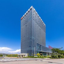 海东心泊酒店(西宁曹家堡国际机场海东高铁站店)
