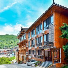 西江山涧瓦居酒店(千户苗寨景区北门店)