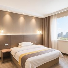 来宾保利花园酒店(来宾站百悦商业广场店)