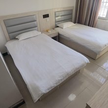 额济纳旗悦客宾馆