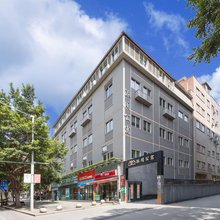 派阁公寓(广州白云火车站新市百信广场店)