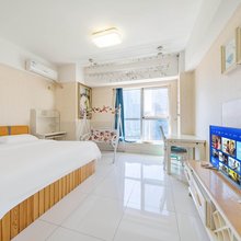 鸿瑞精品公寓(沈阳北站店)