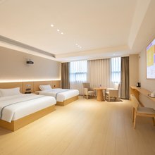 由里舒泊连锁酒店(南溪区钻石城店)