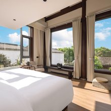 腾冲·漫渡｜Lazy Lodge田居瓦庐原汤温泉客栈(和顺古镇店)