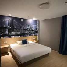 自由风臻品酒店