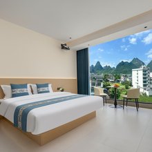 云湾.民宿(阳朔印象刘三姐景区遇龙河店)