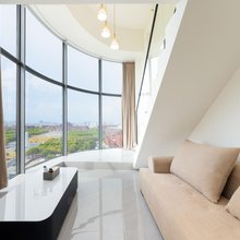 鹿鼎商务loft民宿(江西师范大学瑶湖西地铁站店)