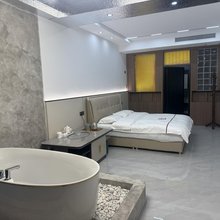 康夕山庄农家院