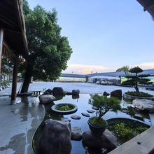 月亮湾度假庭院