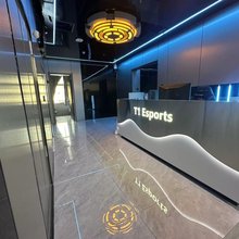 T1电竞电影酒店