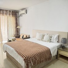 温雅居公寓(南宁火车站店)