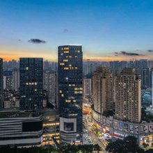 ALLIA阿利亚铂晶酒店(重庆杨家坪地铁站店)