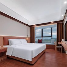 八角大酒店(南宁万达茂店)
