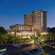 岳西映山红金陵大酒店